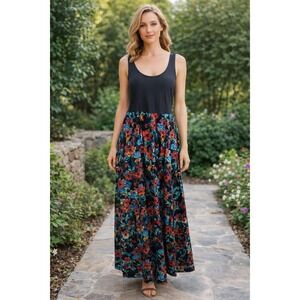 MUDD Maxi Dress Women's Size XL Black Floral Sleeveless Floral Criss Cross Comfy